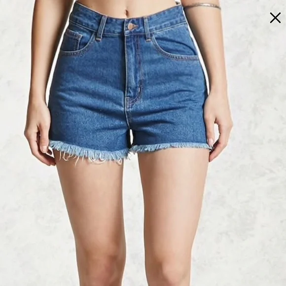 Forever 21 Blue denim Size 30 fringed hem shorts New With Tag NWT - Picture 10 of 12
